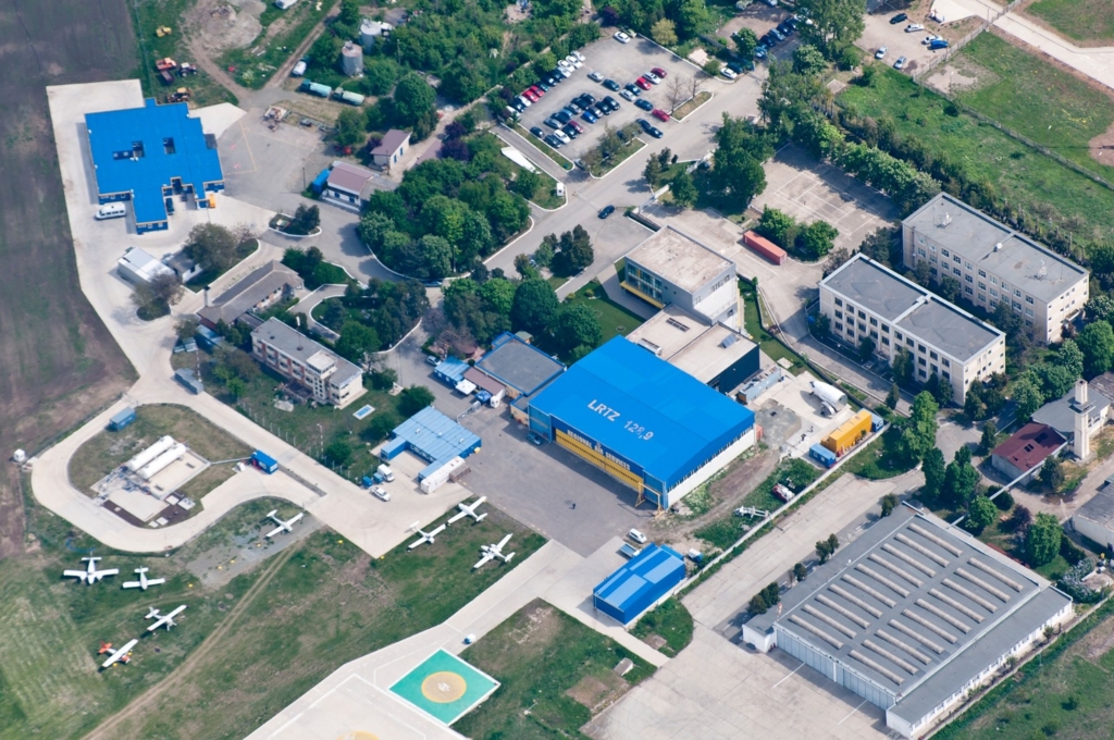 Aeroportul Tuzla a devenit punct de trecere a frontierei de stat