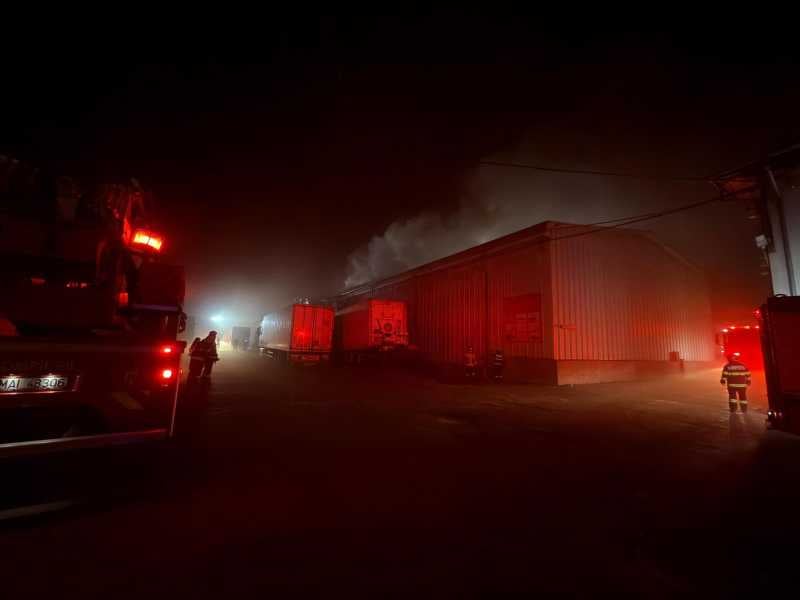 Ministerul Mediului, avertisment după incendiul din Sectorul 2