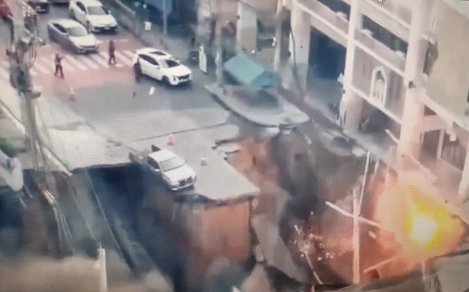 Așa arată o ”groapă„ pe o stradă dintr-un oraș cunoscut (video)