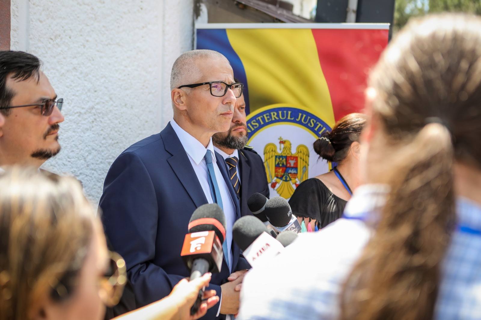 Reacția Ministrului Justiţiei după ce Potra a spus că vrea să se întoarcă în țară