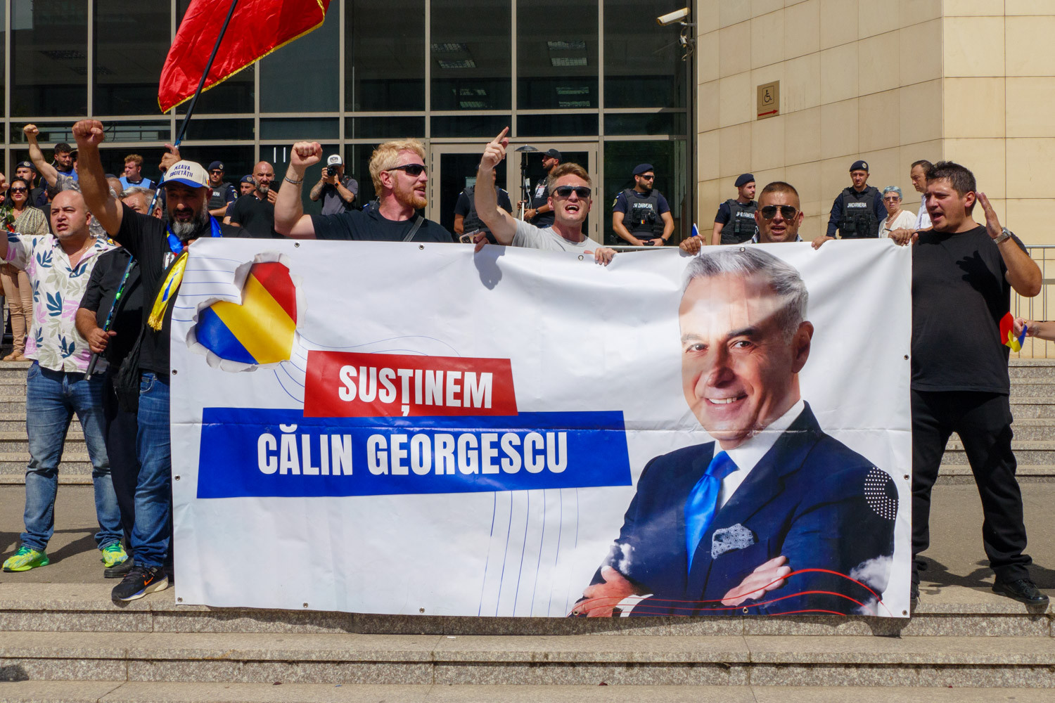 Călin Georgescu nu ajunge în fața magistraților