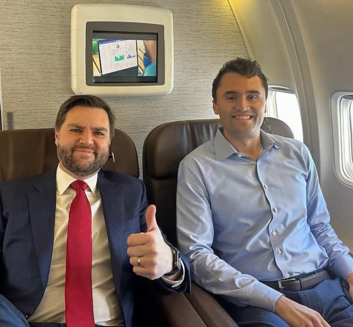 JD Vance despre activistul împuşcat: ”După fiecare eveniment, mă îmbrățișa cu putere”