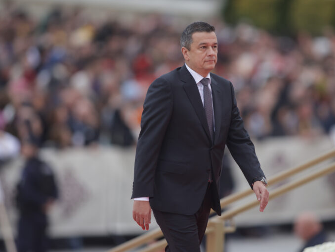 Sorin Grindeanu, numit „pațachină cu pene” de un fost ministru