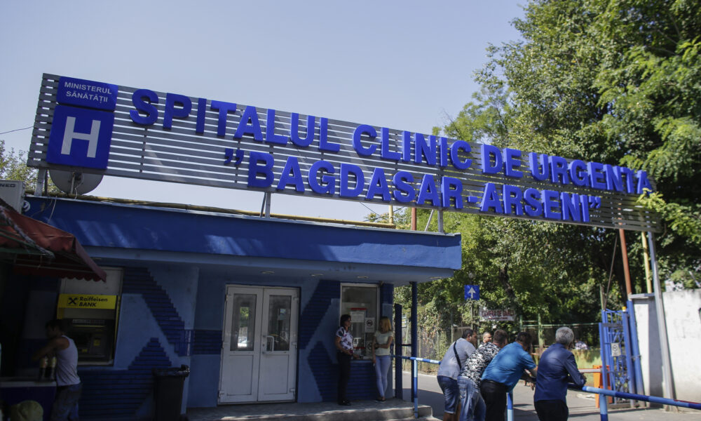 Doi medici au scăpat de cătușe. Acuzați de ucidere din culpa