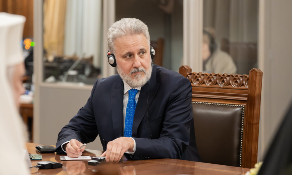 Nicușor Dan îi dă putere mai mare lui Lazurca