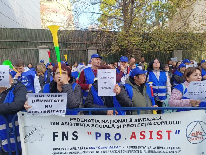 Sindicatele amenință cu greva generală din cauza austerității bugetare