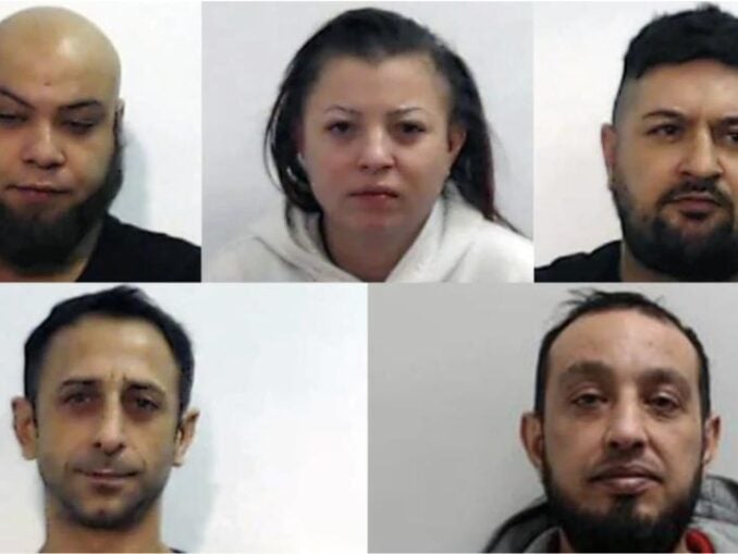 Proxeneți români condamnați la ani grei de închisoare în Scoția