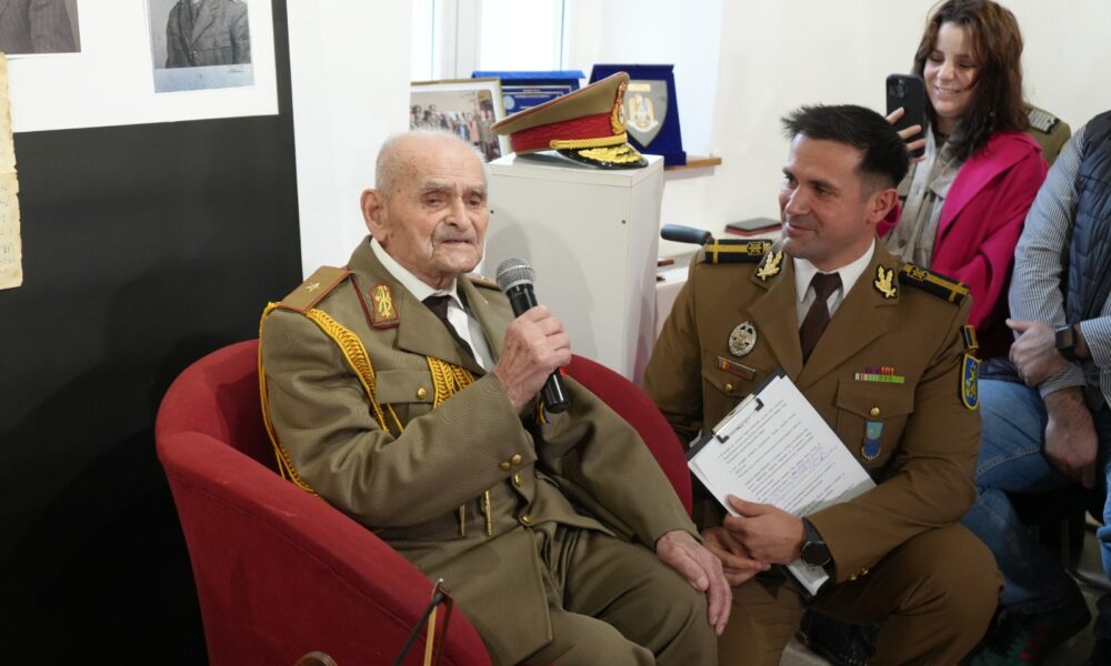 Avansat la gradul de general, la vîrsta de 110 ani