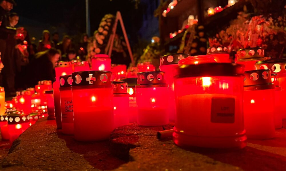 Reportaj. Marșul pentru Colectiv. Liniștea unei răni deschise