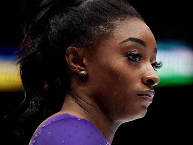 Simone Biles a apelat la bisturiu. Fanii, provocați să ghicească operațiile
