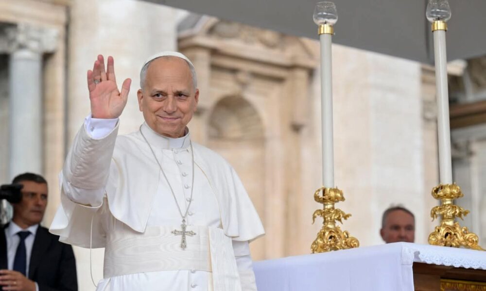 Papa Leon al XIV-lea a donat Canadei 62 de artefacte ale comunității indigene