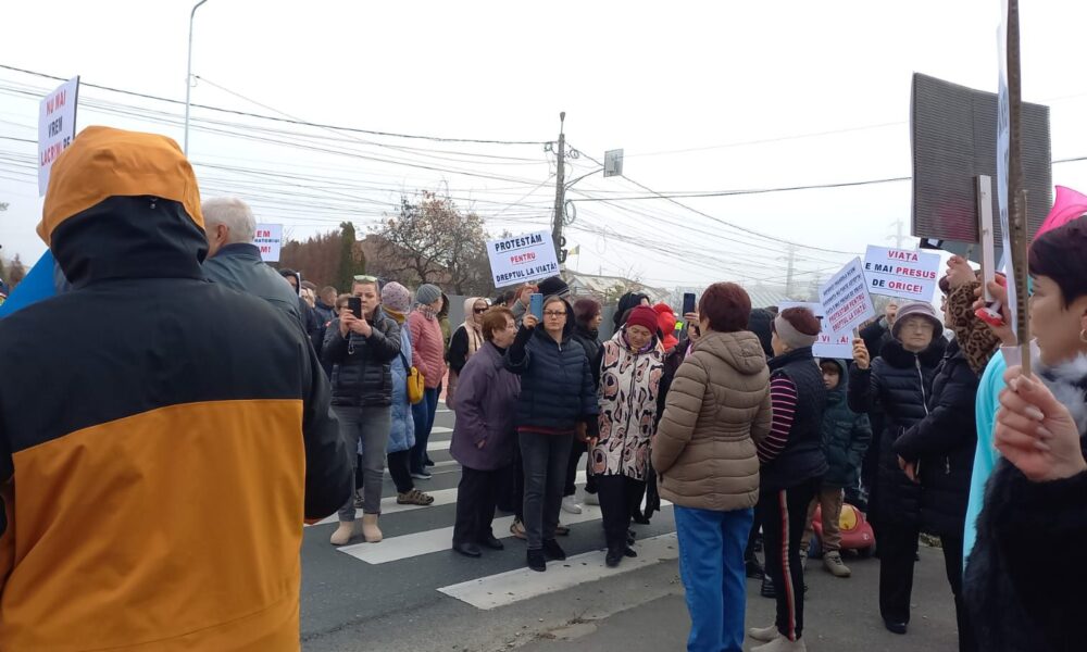 Protest pe DN1 împotriva CNAIR. Ce-i revoltă pe oameni