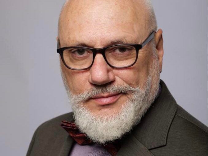 Poliția s-a autosesizat. „A inițiat un act sexual cu mine chiar în cabinet” – acuzații grave la adresa lui Cristian Andrei