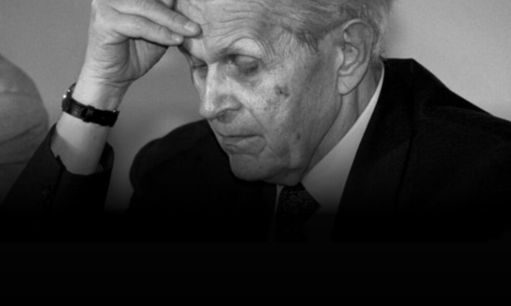 30 de ani fără Senior