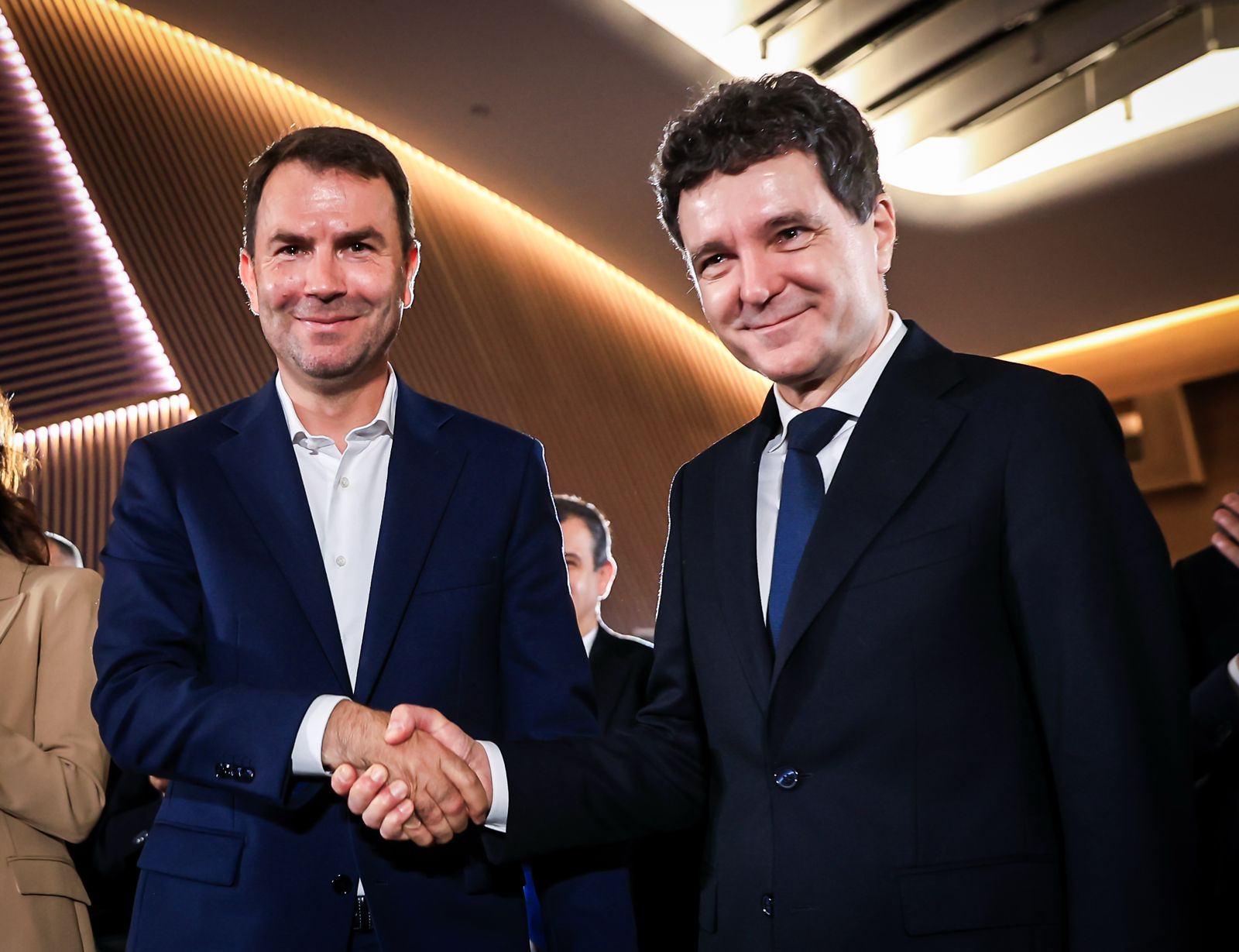 Cătălin Drulă i-a luat sloganul lui Nicușor Dan. Ce promite