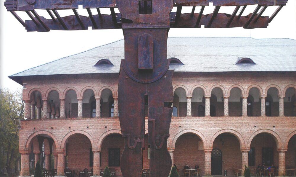 Un urmaș al Omului Vitruvian pe platoul Luncanilor