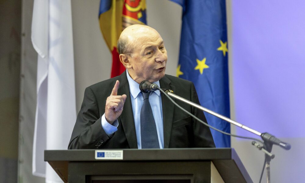 Băsescu, ferm convins că drona trebuia doborâtă: „O atitudine caraghioasă”