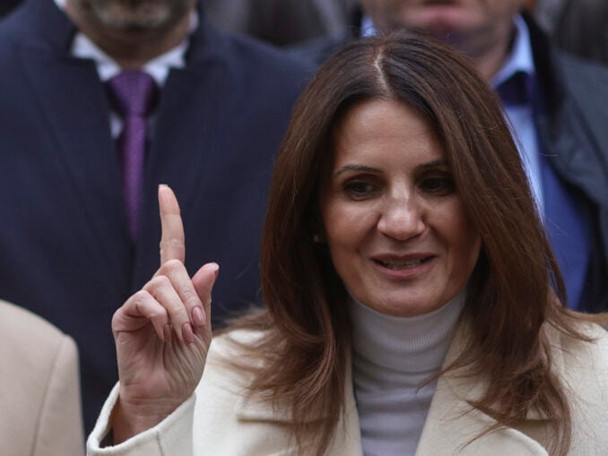 Cine este Anca Alexandrescu – sistemul a devenit antisistem – ALEGERI PRIMĂRIA CAPITALEI