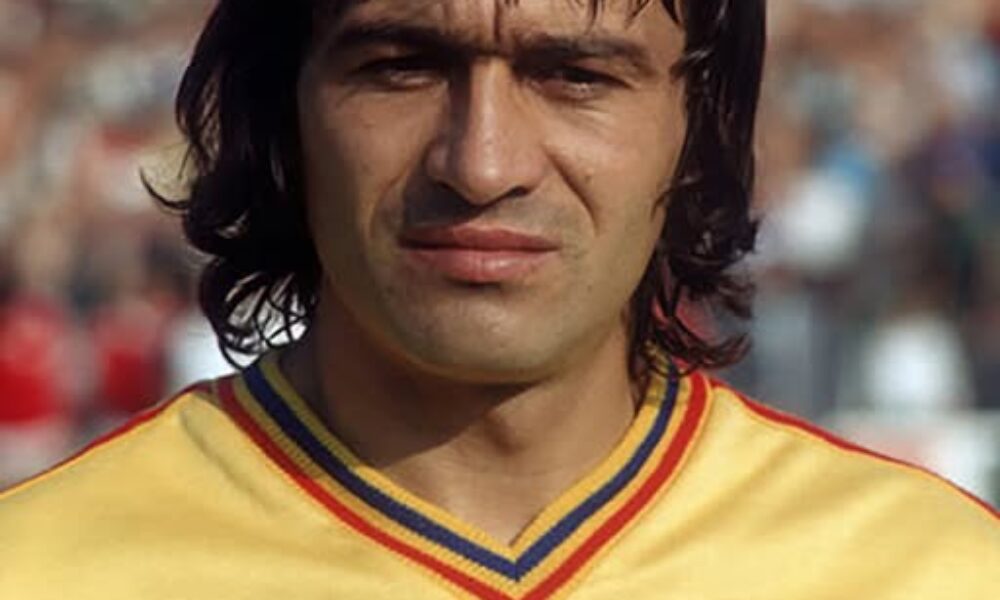 Un fost internațional îl distruge pe Mircea Lucescu