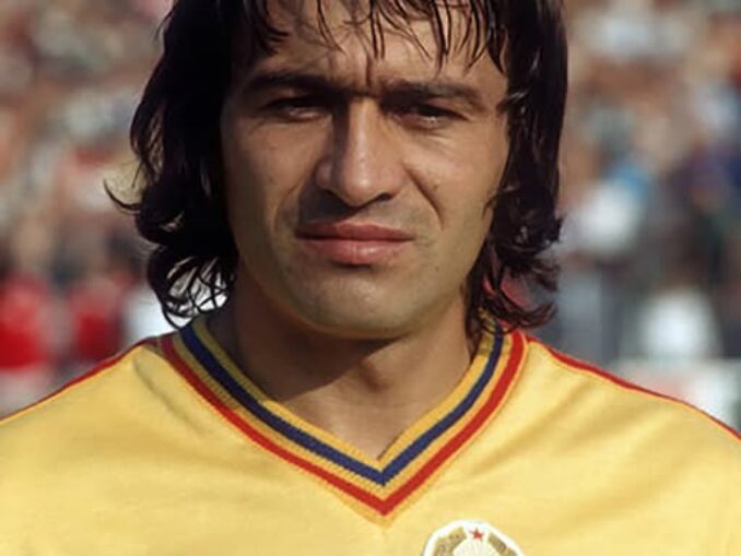 Un fost internațional îl distruge pe Mircea Lucescu