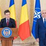 Nicușor Dan și Ilie Bolojan la depunerea jurământului FOTO Presidency; USR