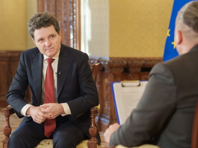 Când se însoară Nicușor Dan?