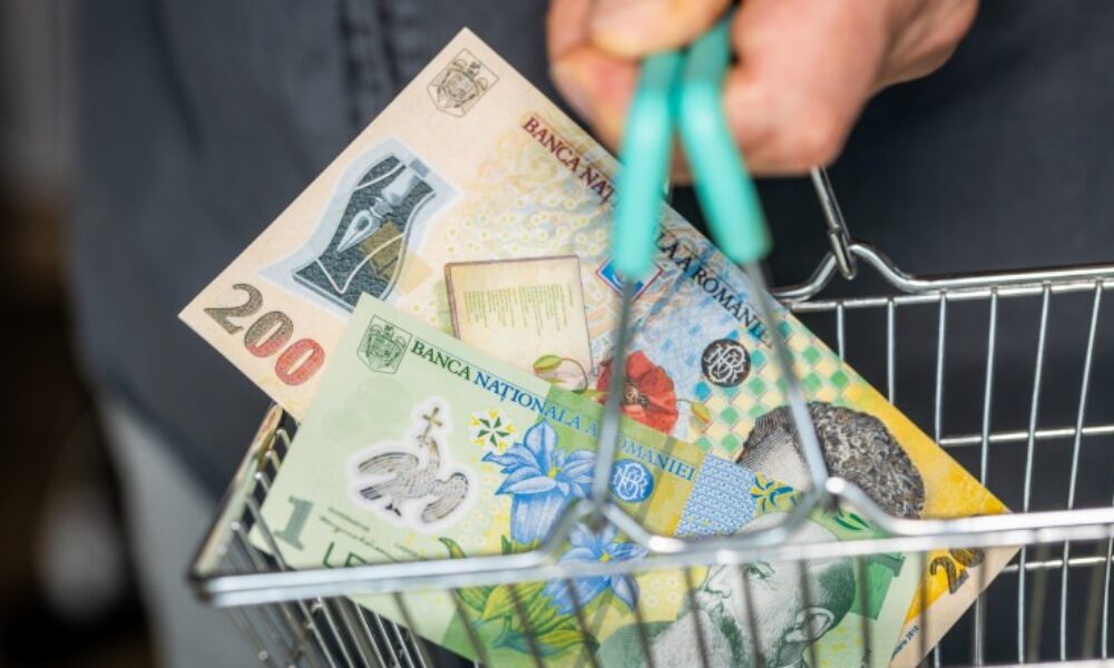 Prețuri ridicate în magazine înainte de Sărbători, dar și după 1 ianuarie