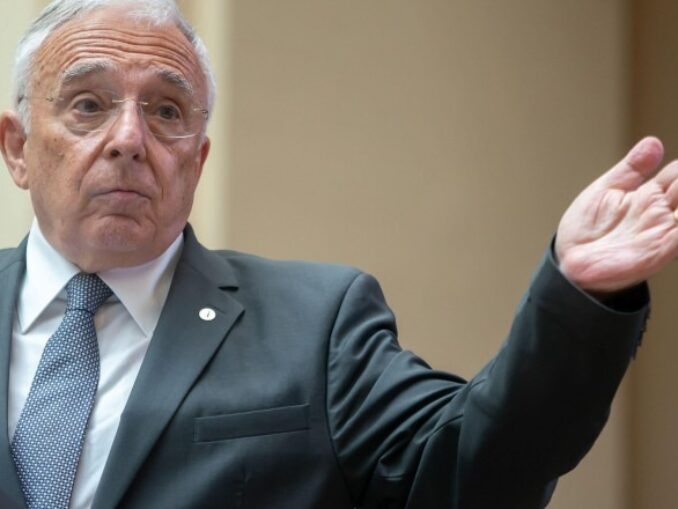 Mugur Isărescu explică valul de scumpiri din România