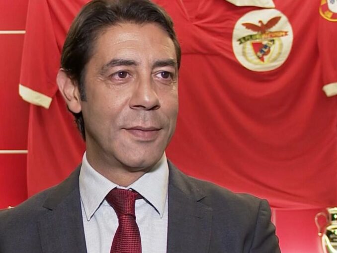 Legenda Rui Costa își continuă mandatul la Benfica