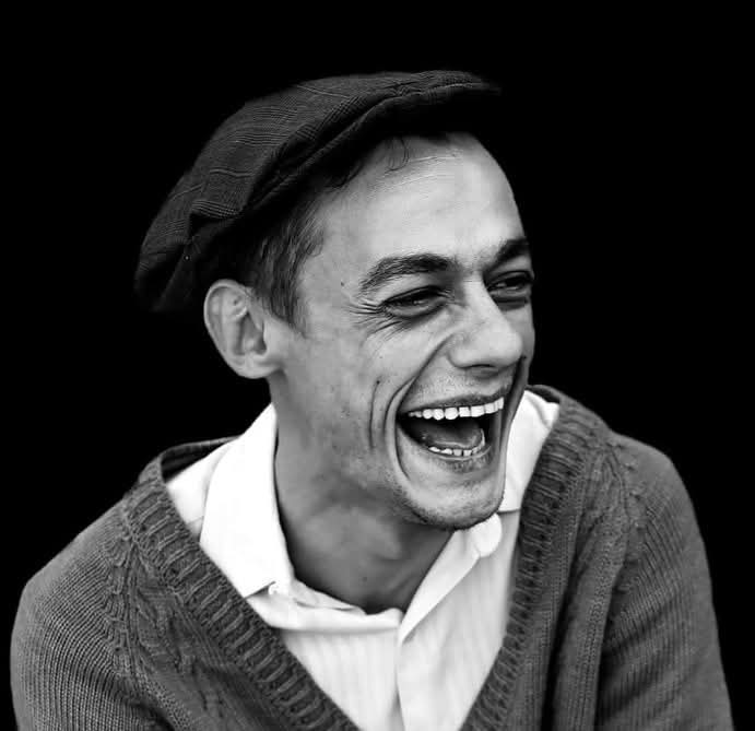 Vlad Logigan în timp ce râde FOTO Arhivă personală