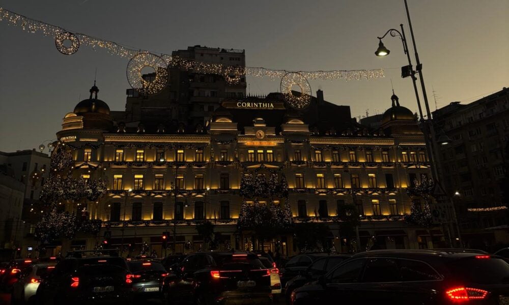 Se aprind luminile de Crăciun de la Corinthia