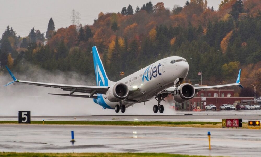 Nouă companie aeriană low-cost în România