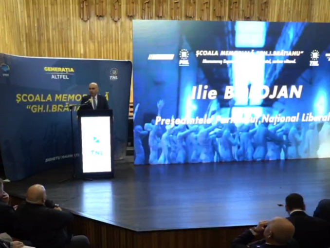 Bolojan, tinerilor liberali: E simplu să dezertezi, greu e să faci ce trebuie