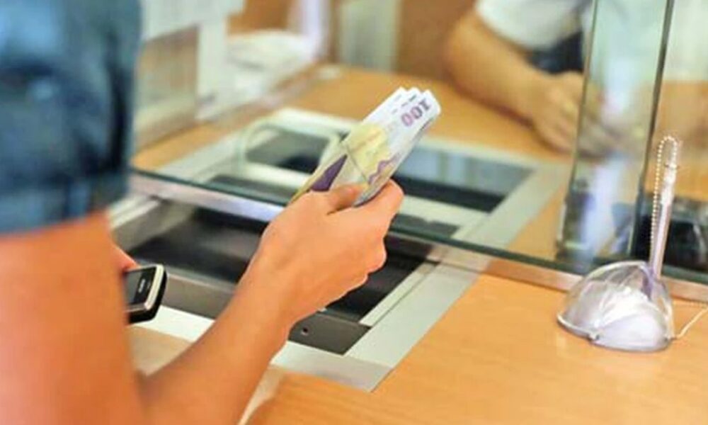 Vrei un credit mai ieftin? Taie dobânda băncii cu rate descrescătoare