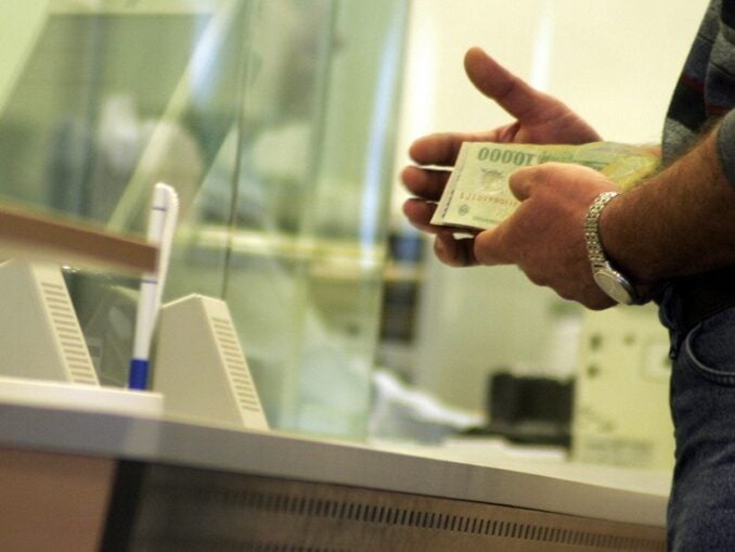 Directorul Trezoreriei Statului dă tonul prăbușirii dobânzilor