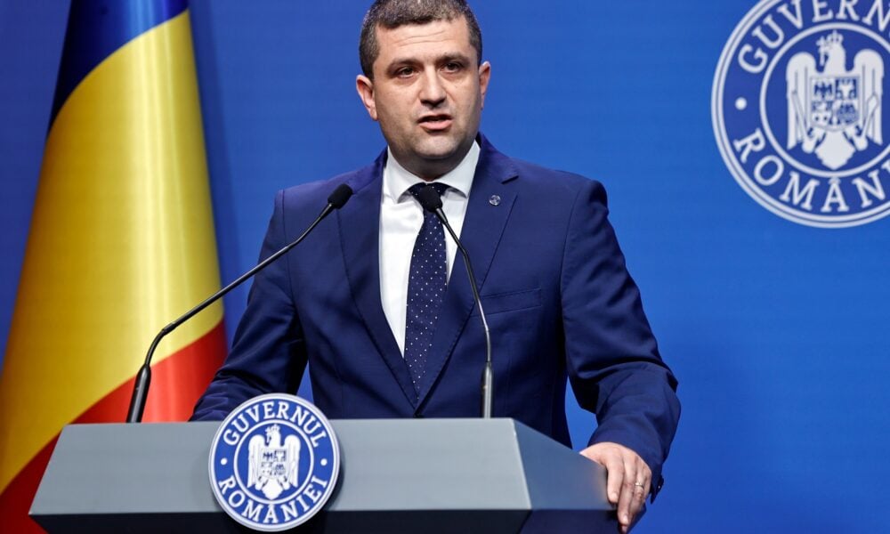 18 ani fără chirie. Firmele băieților deștepți, evacuate dintr-o clădire a statului