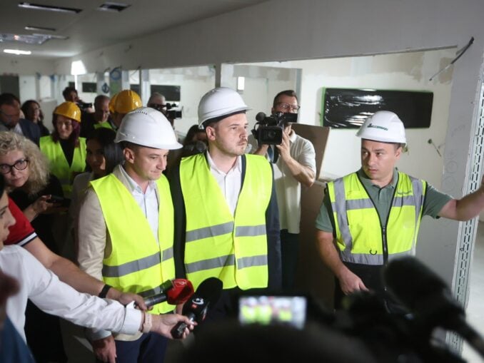 Ministrul Sănătății, din nou pe șantier