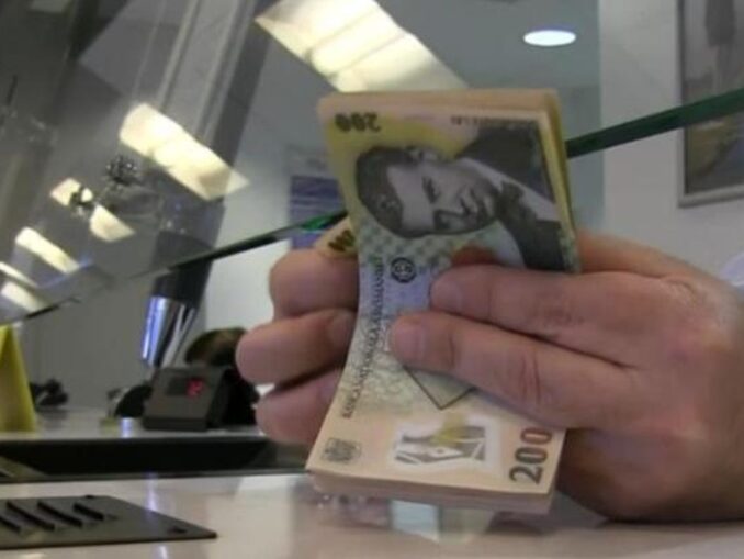 Cât se câștigă în banking și în contabilitate. Salarii sub așteptări