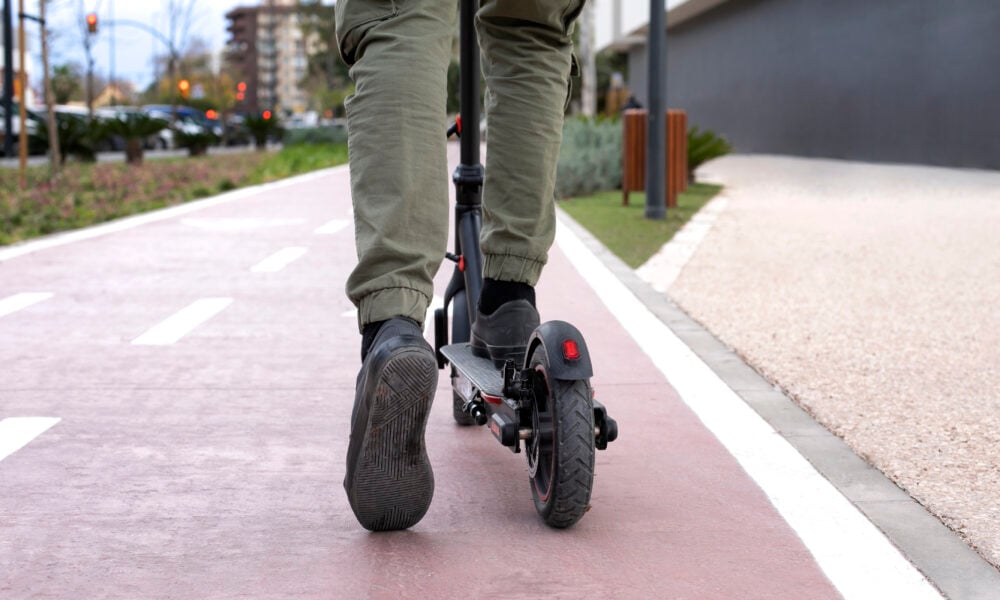 RCA obligatorie pentru trotinete și biciclete electrice