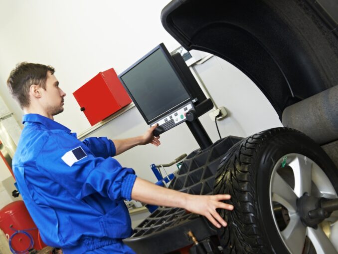 5 semne că aparatul de echilibrat roți nu mai oferă măsurători exacte
