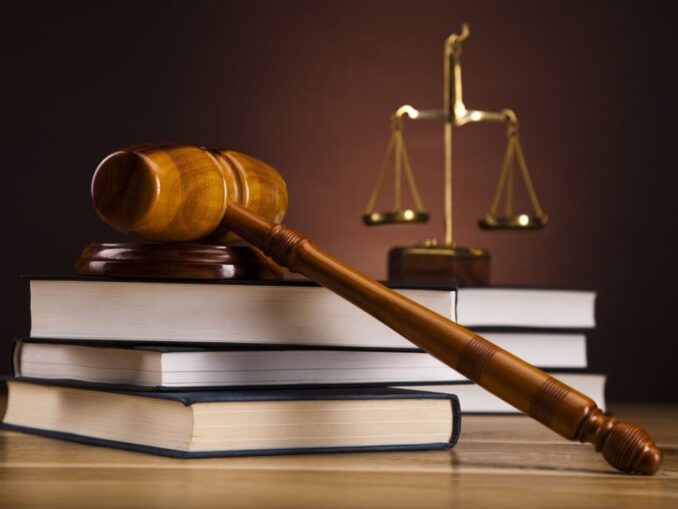 Când este bine să apelezi la un avocat specializat în dreptul familiei și divorț?