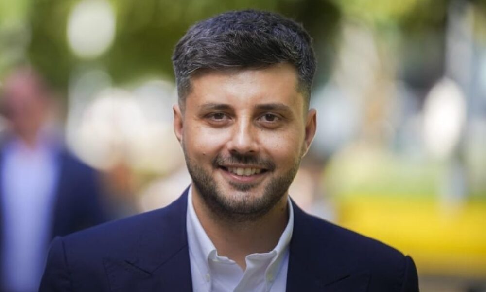 Cătălin Mîndroc, cumnatul unui mogul media, secretar al Comisiei de Apărare