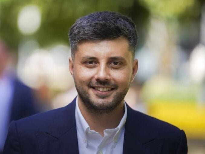 Cătălin Mîndroc, cumnatul unui mogul media, secretar al Comisiei de Apărare