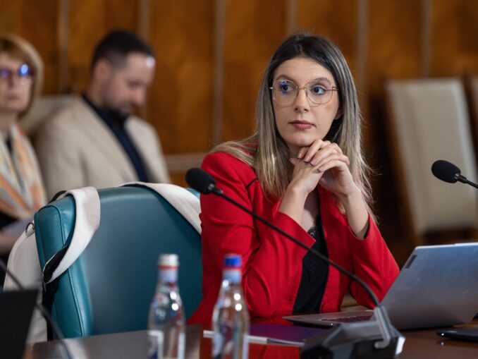 Ministra Mediului, replică la PSD: Nu voi fi intimidată