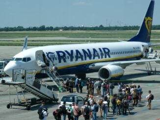 Contre între Ryanair și Comisia Europeană. Șeful companiei aviatice o numește „inutilă” pe Ursula von der Leyen