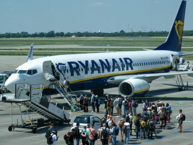Italia amendează Ryanair cu 255 milioane de euro. Ce nereguli s-au descoperit