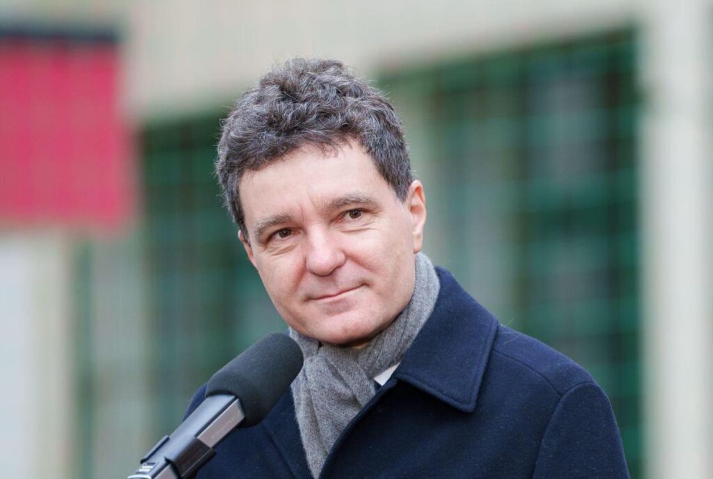 Politica externă a României, între două erori
