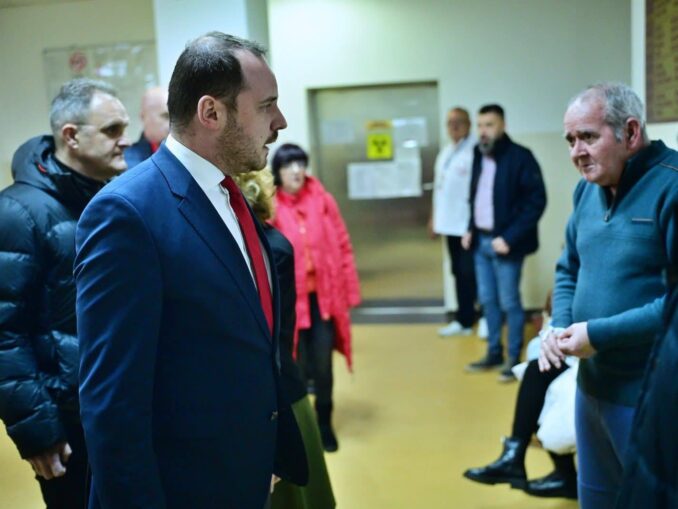 Ce a descoperit Alexandru Rogobete în timpul vizitei la spitalele fără apă potabilă