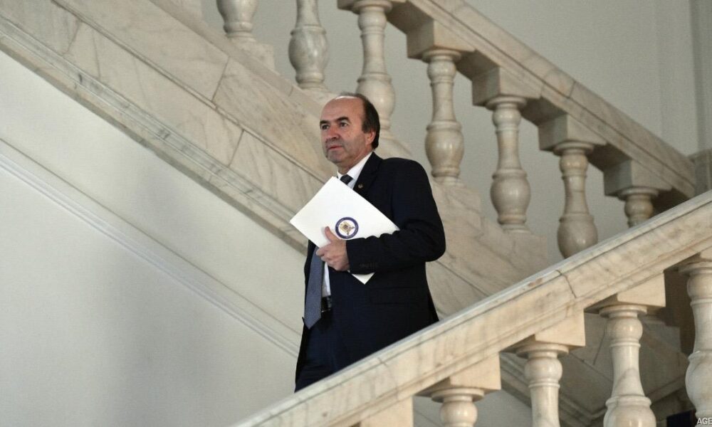 Continuă confesiunile lui Tudorel Toader: Codurile penale erau venite din „centre de reflexie”