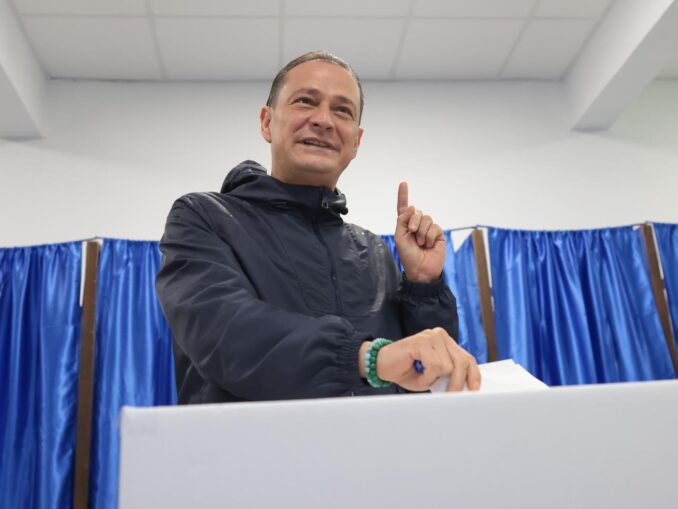 Daniel Băluţă a votat. ,,A venit timpul ca rezultatele să fie cele care contează”